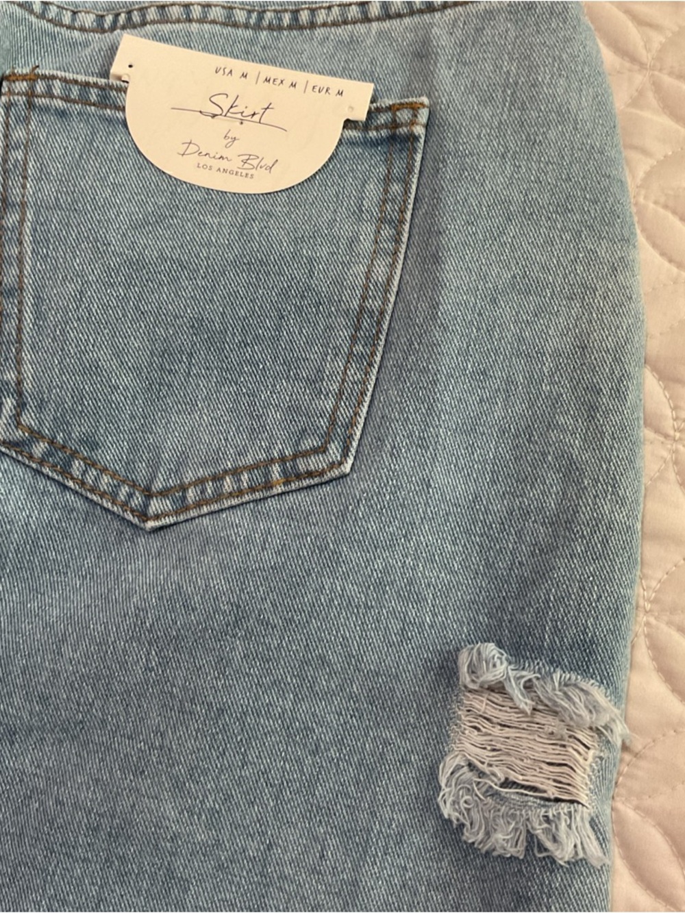 Denim Blvd Los Angeles Med Wash Distressed Denim Mini Skirt Size Medium NWT - Picture 6 of 12
